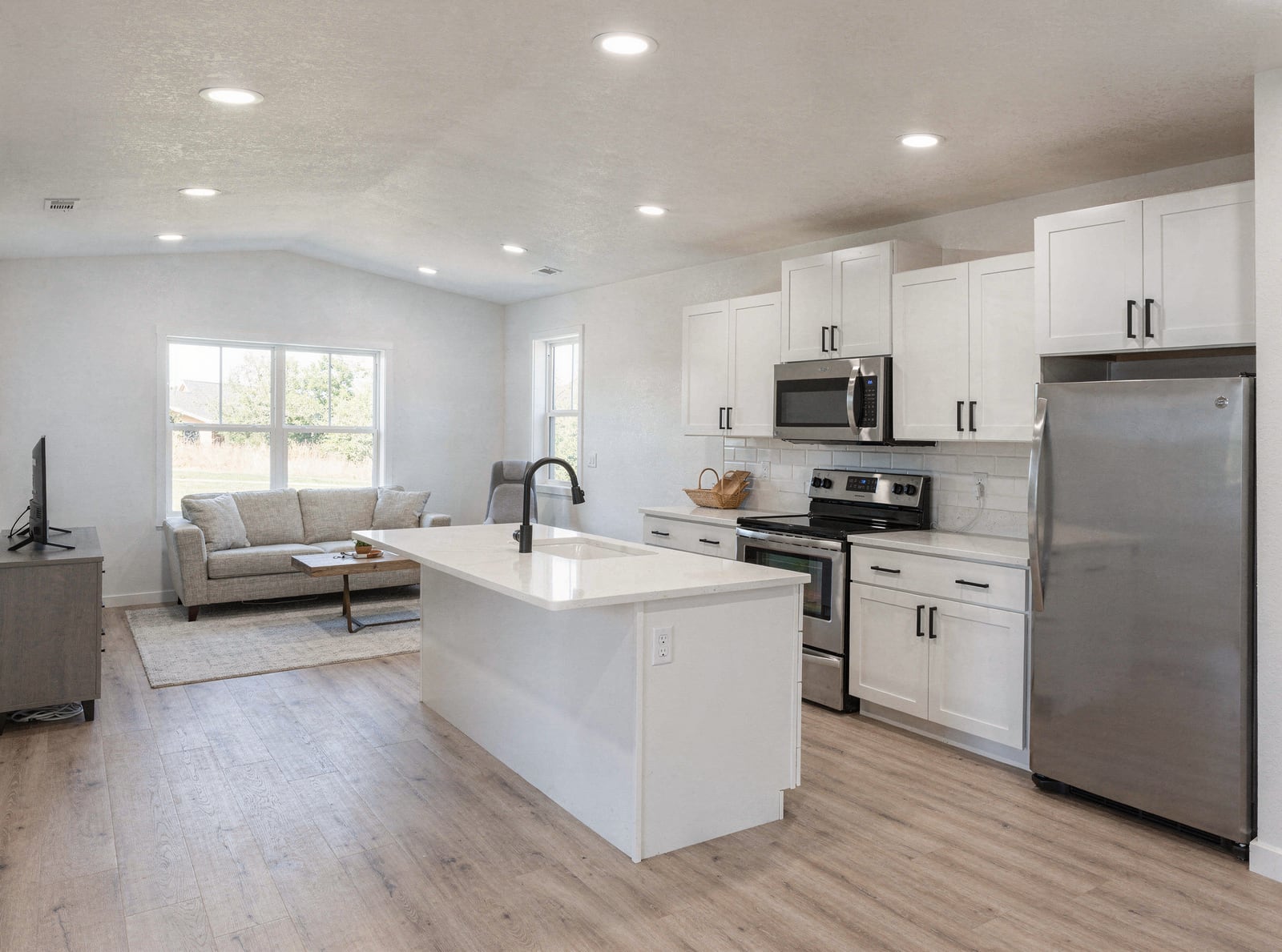 Bighorn Ranch kitchen & living