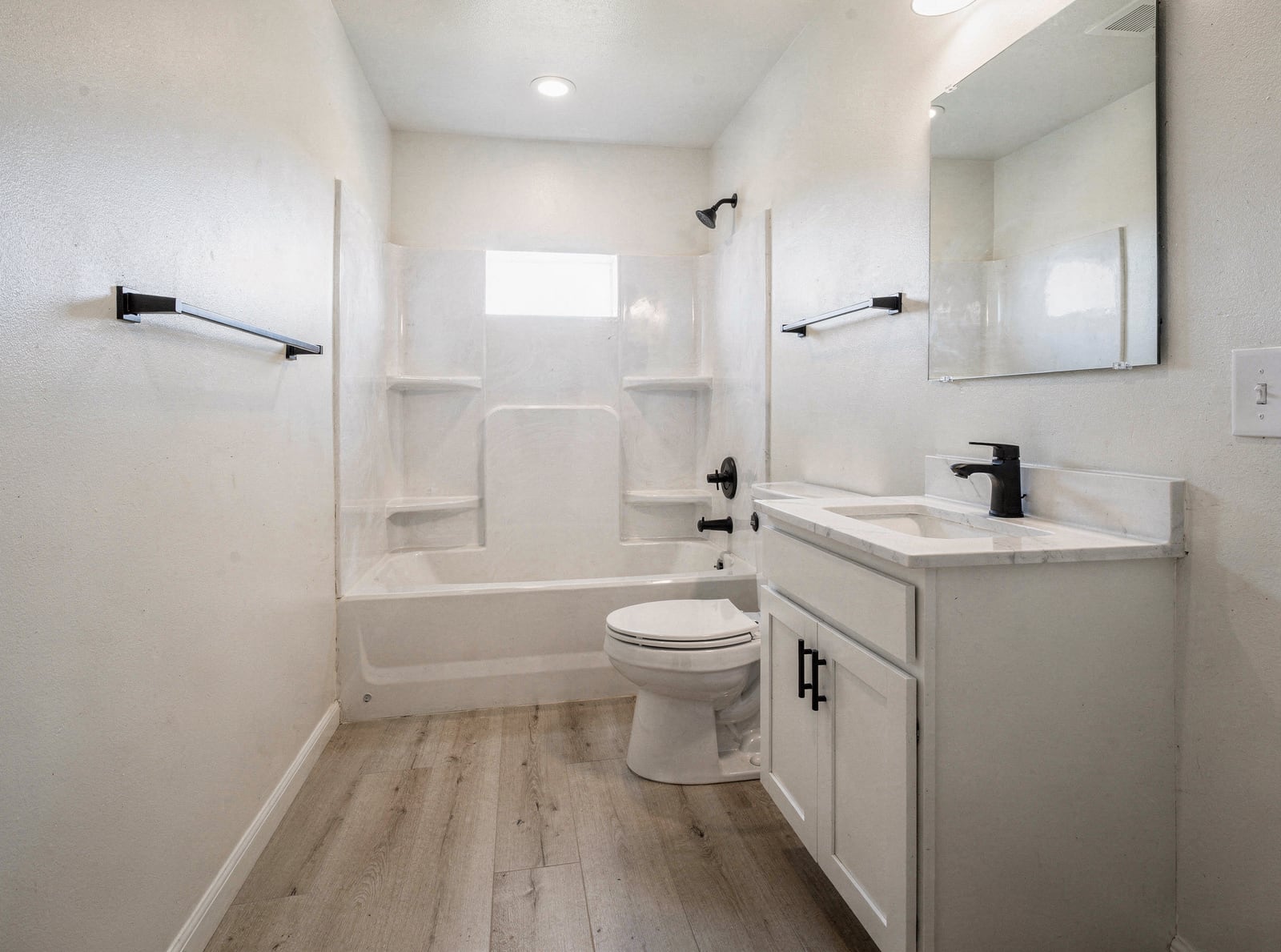 Bross bathroom