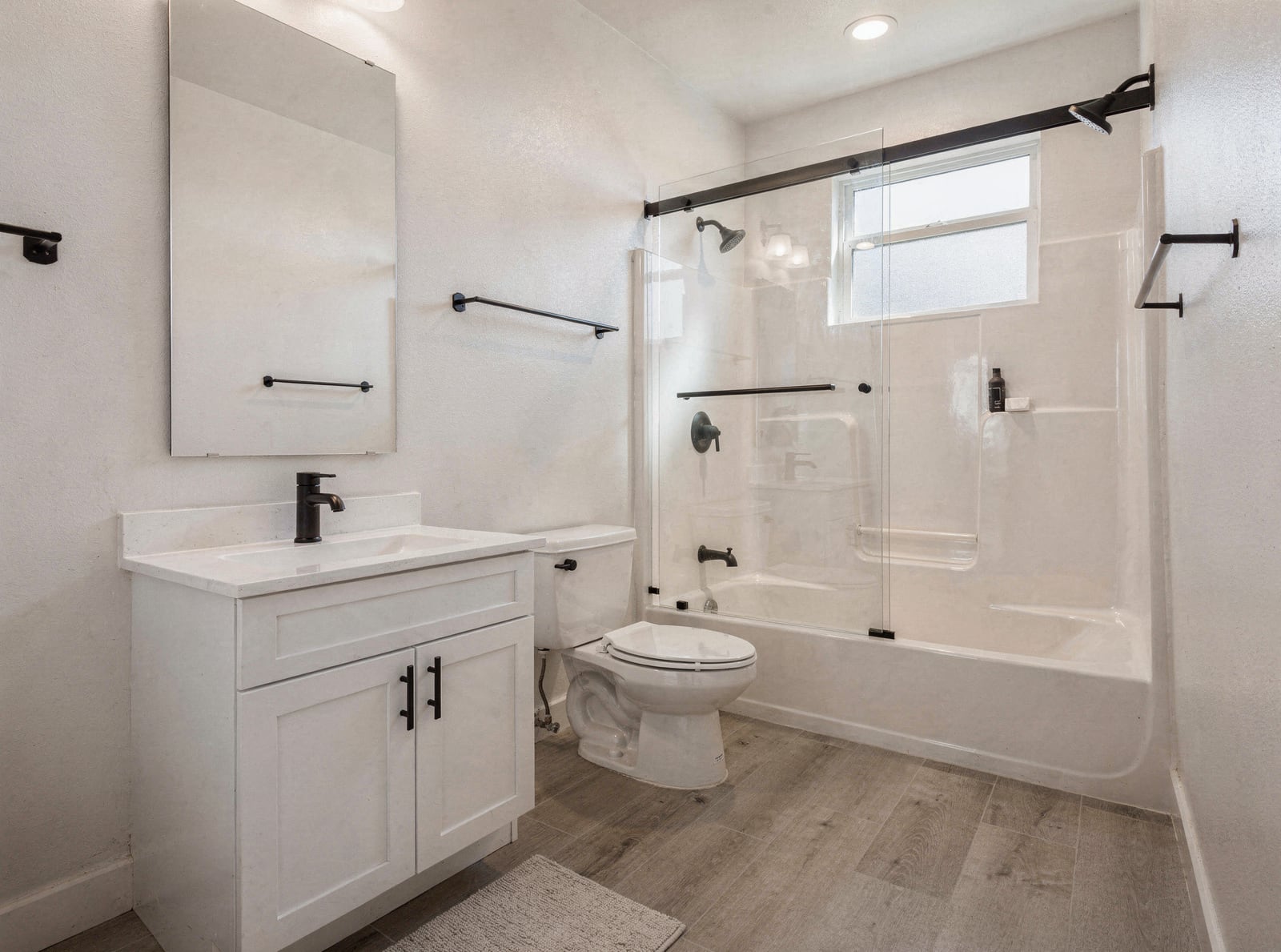 Cameron bathroom